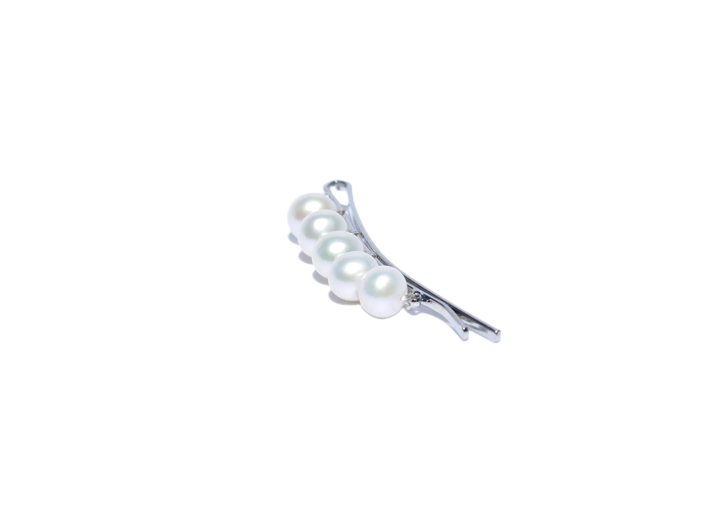 This pearl jewelry is a work of art and each pearl is hand-picked and matched in Guelph, Ontario, Canada. This cute bobby pin is an ideal gift and handmade with 100% cultured freshwater pearls, silver-finish metal and wire which will make it last longer than the glue one. Pearl Size: 7.5-8.5mm, Weight:4.6g.